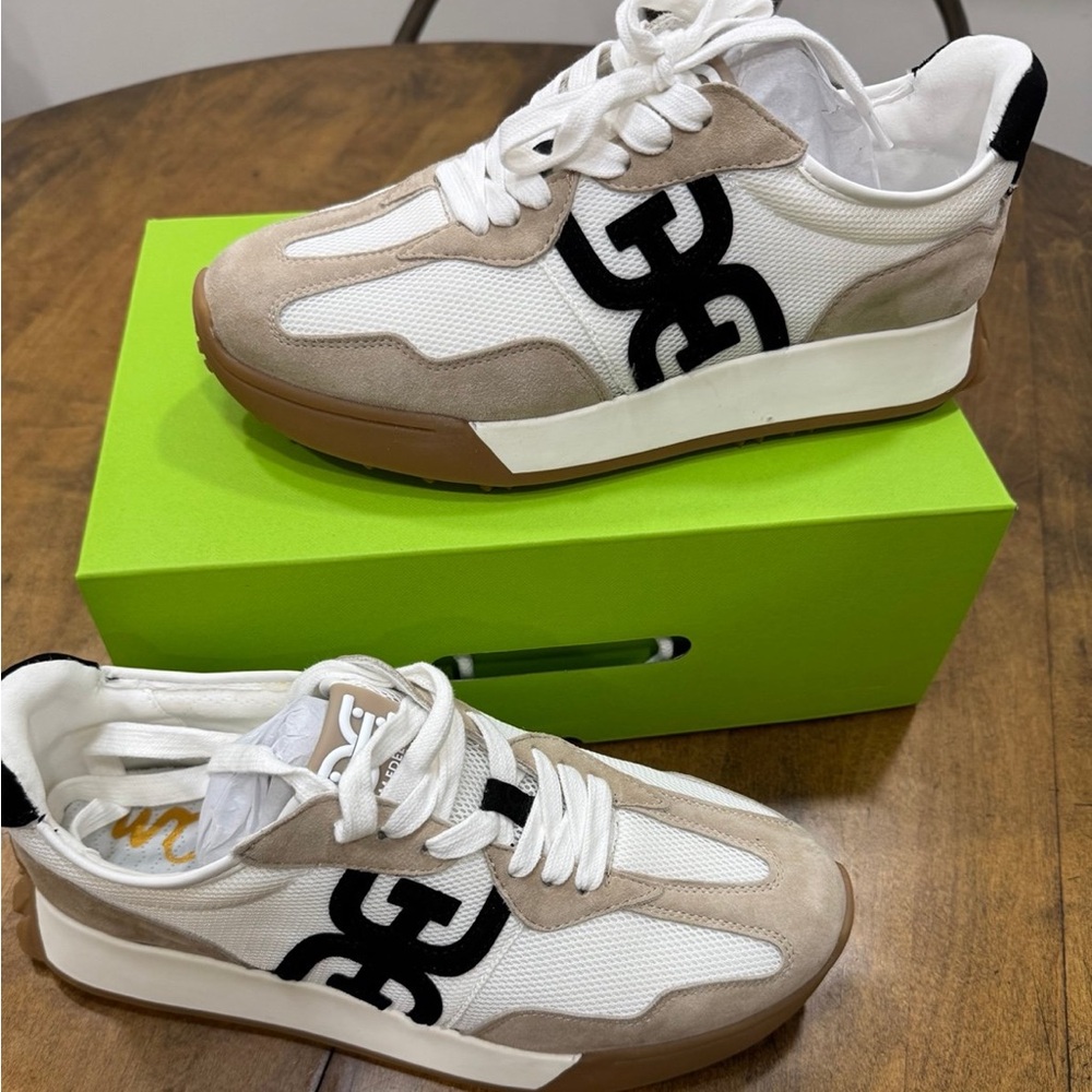 NWOT Womens Sam Edelman Sneakers